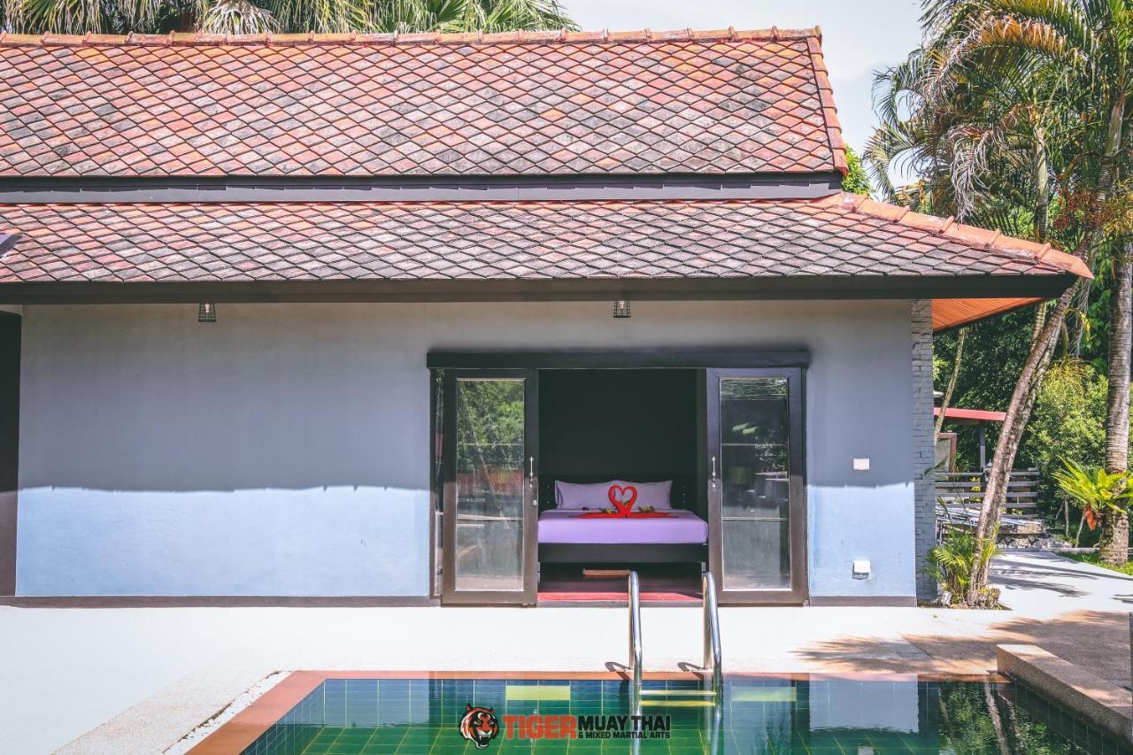 Tiger Hillside Hotel Phuket Exterior foto